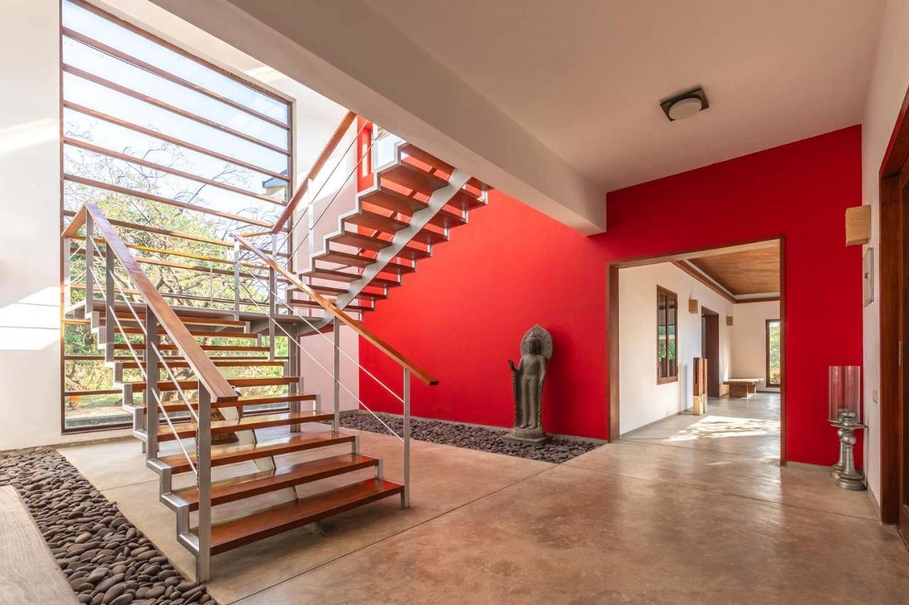 Jay House By Stayvista - Leisure Oasis With Pool, Snooker, Table Tennis & Foosball Fun Alībāg Exteriör bild