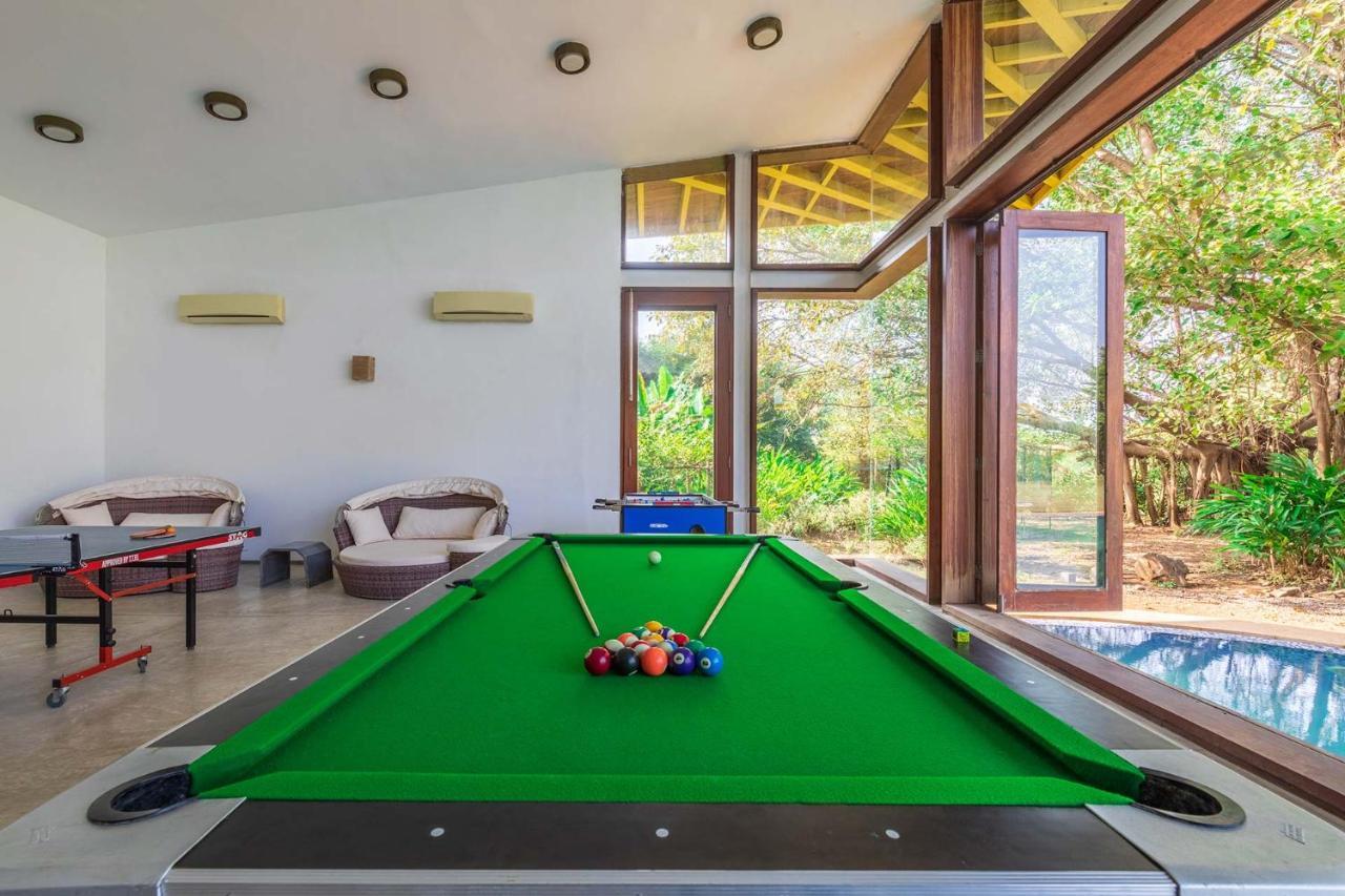 Jay House By Stayvista - Leisure Oasis With Pool, Snooker, Table Tennis & Foosball Fun Alībāg Exteriör bild