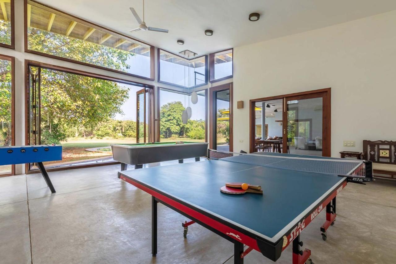 Jay House By Stayvista - Leisure Oasis With Pool, Snooker, Table Tennis & Foosball Fun Alībāg Exteriör bild
